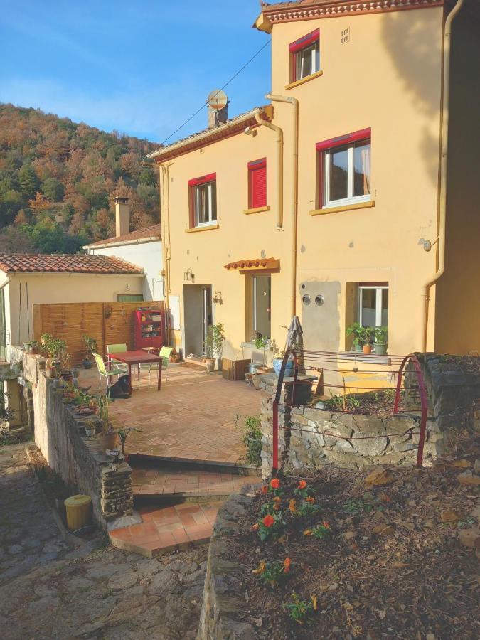 Maison Do Mi Sol Reynes ภายนอก รูปภาพ