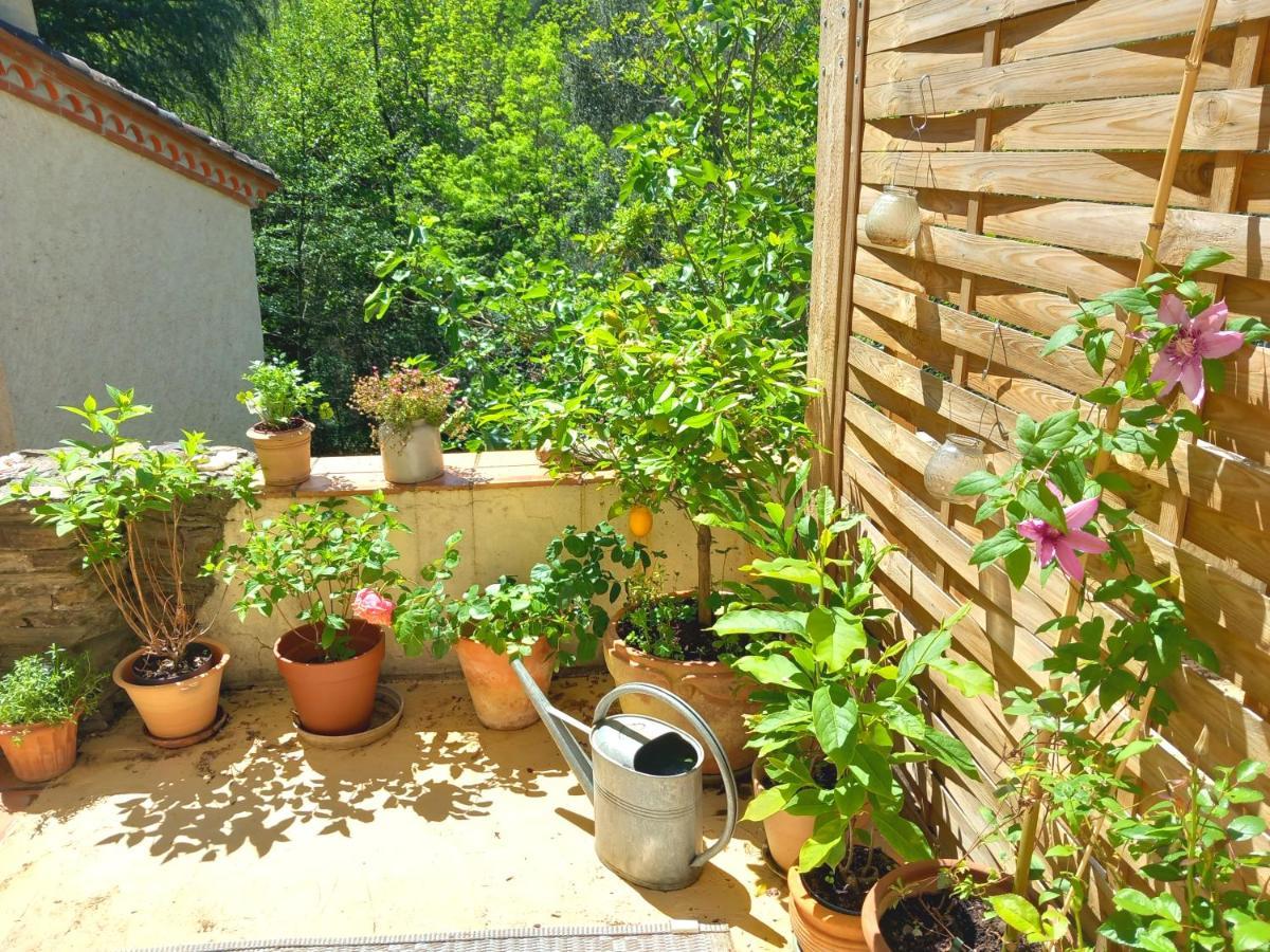 Maison Do Mi Sol Reynes ภายนอก รูปภาพ